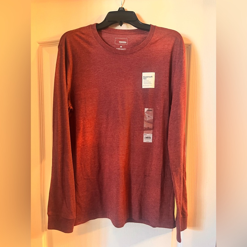 NWT Men’s Sonoma LS tee